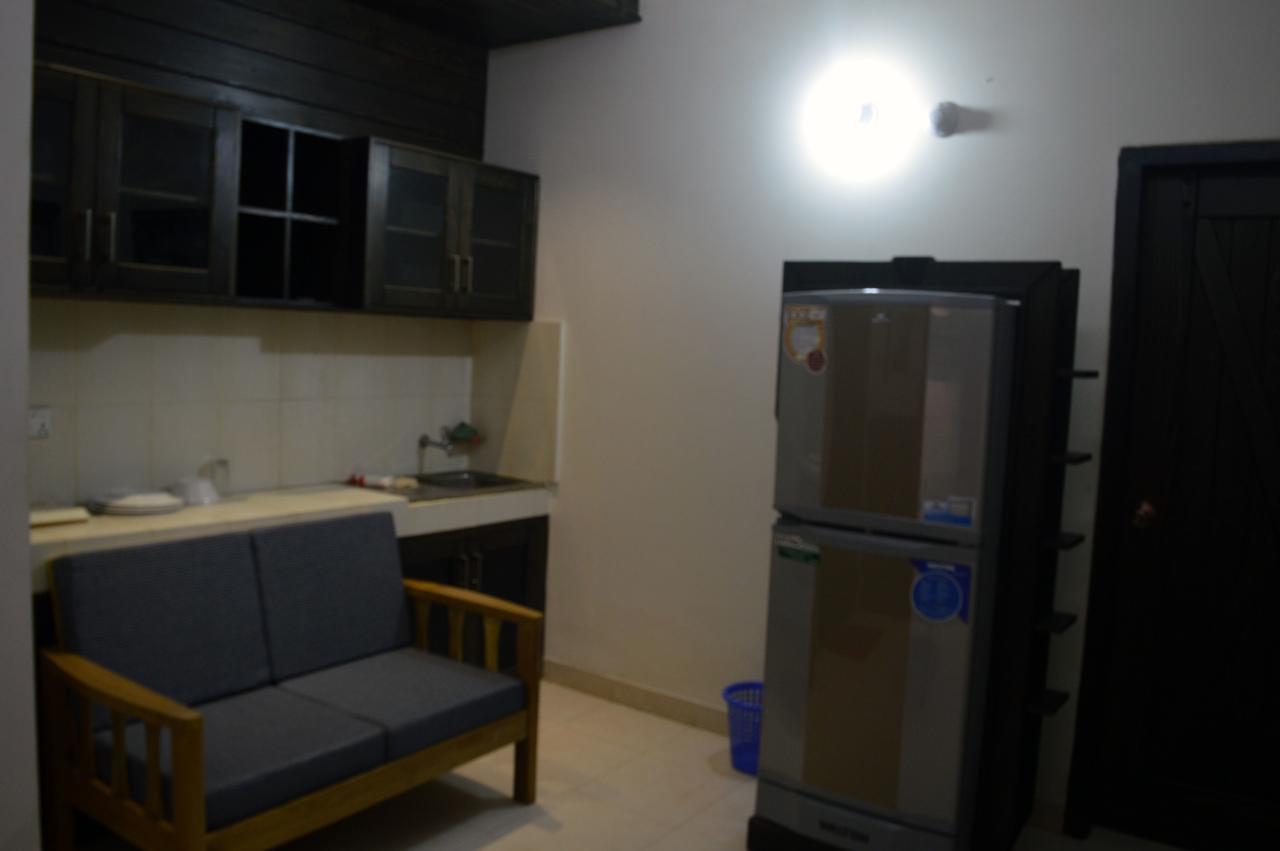 Hotel White Beach Кокс Базар Екстериор снимка