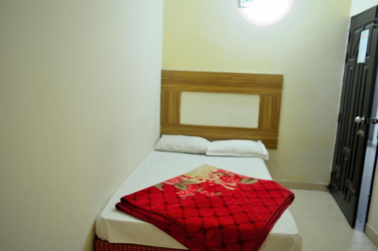 Hotel White Beach Кокс Базар Екстериор снимка