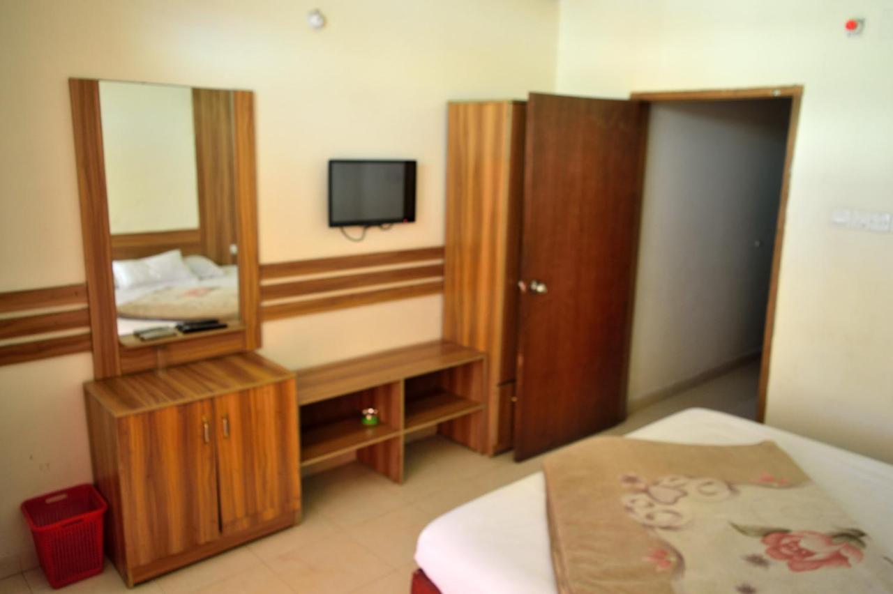 Hotel White Beach Кокс Базар Екстериор снимка
