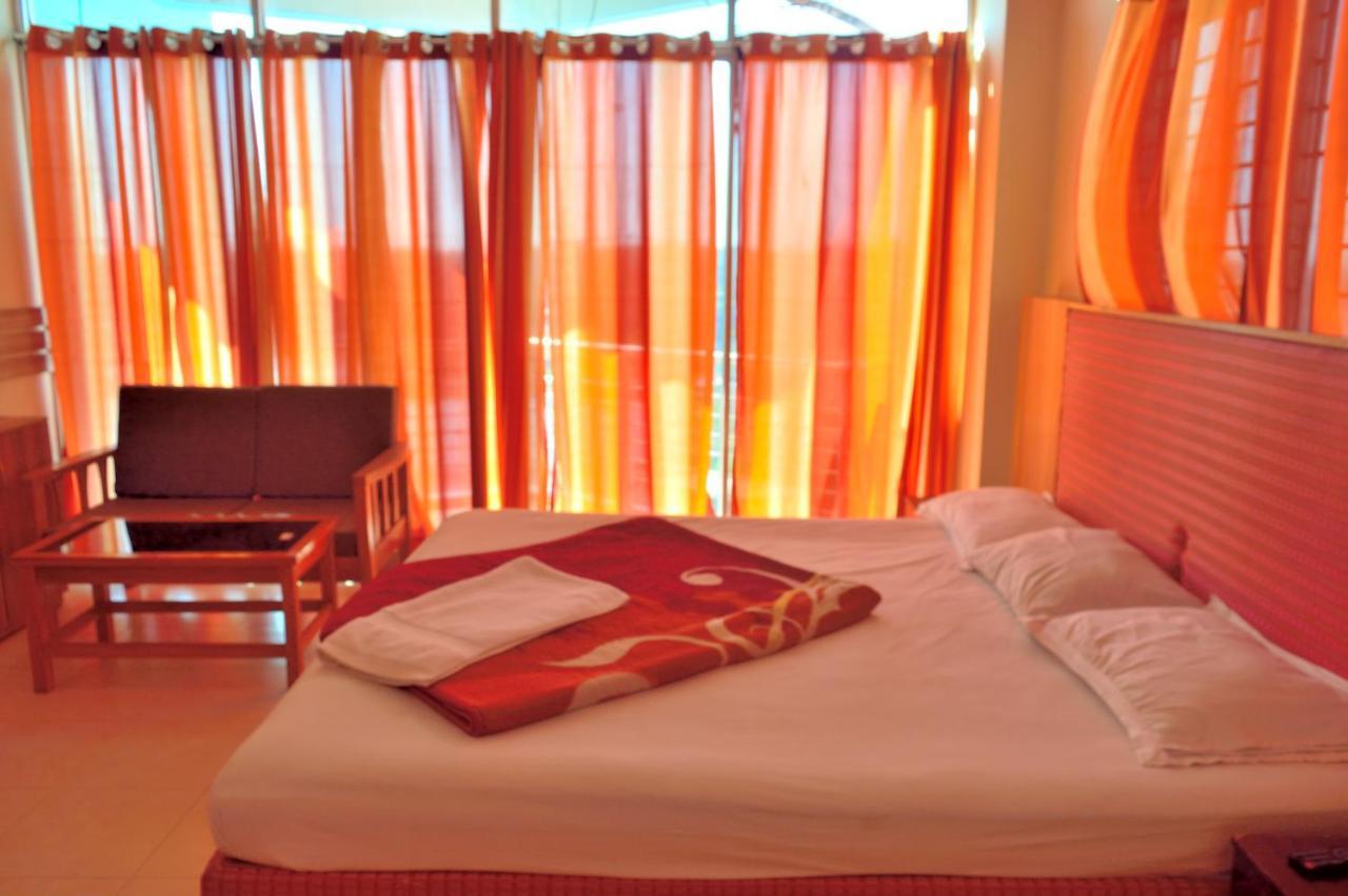 Hotel White Beach Кокс Базар Екстериор снимка